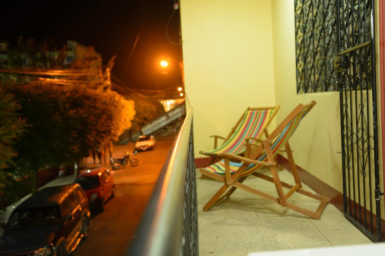 Hostal Fachente Leon Exterior photo